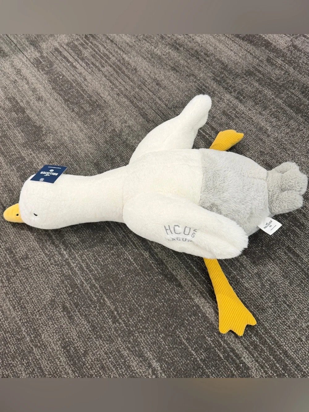 Target Pillowfort X Hollister Sam The Seagull Weighted Plush 2026 New IN HAND - Picture 1 of 4